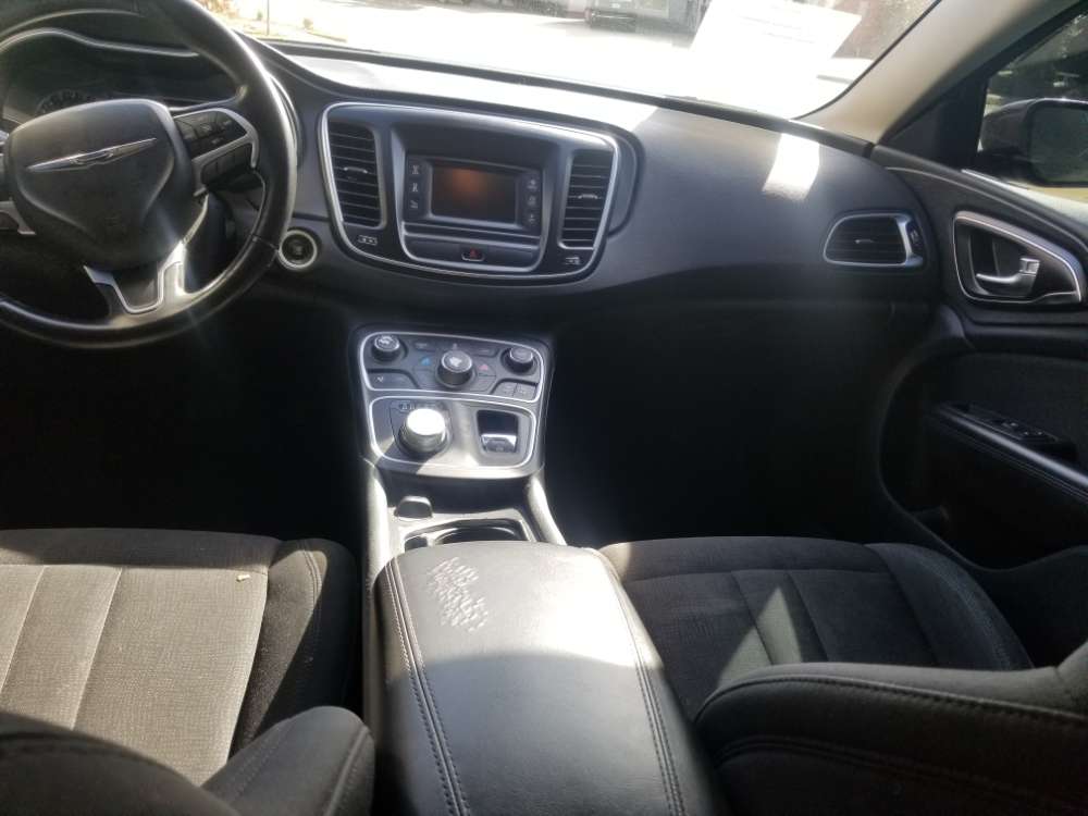Chrysler 200 2015 Maroon
